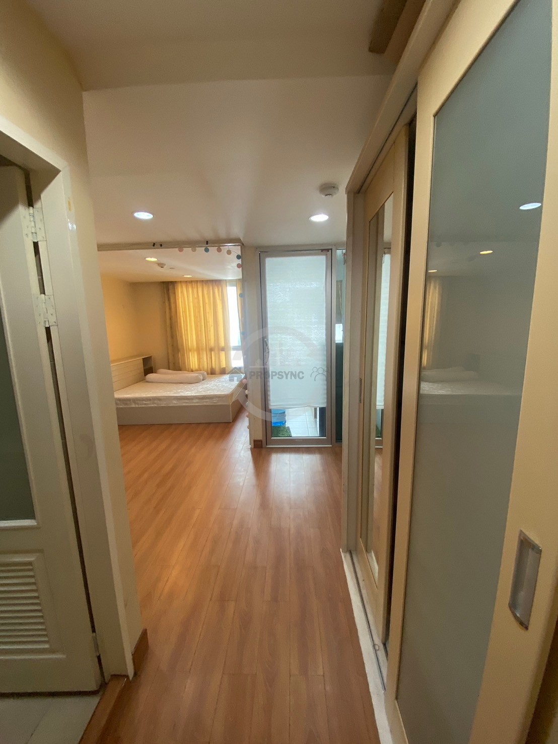 เดอะ สเตชั่น สาทร-บางรัก | The Station Sathorn Bangrak ขาย 1 ห้องนอน 30 ตร.ม. สาทร